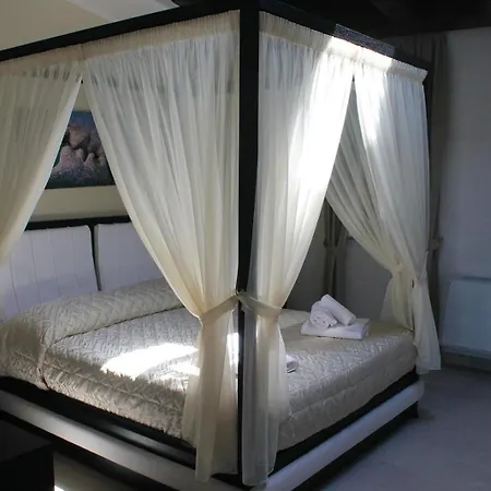 Celeste - Palazzo D'addario Bed & Breakfast