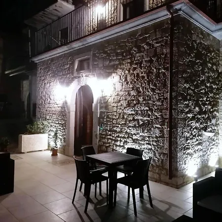 Frühstückspension Celeste - Palazzo D'addario 4*